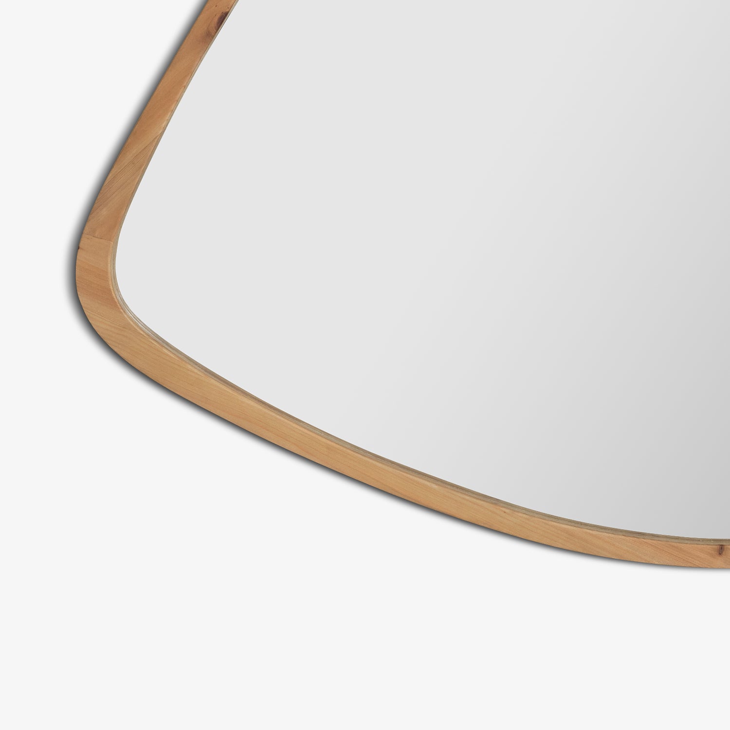 ASPETTO | מראה עם מסגרת עץ מלא מעוצבת - KUALA