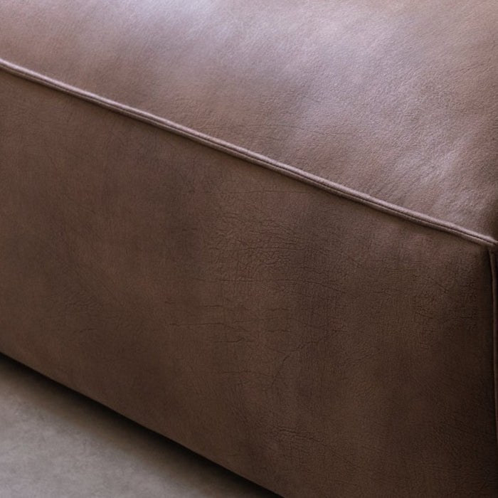 ספה תלת מושבית חומה לסלון