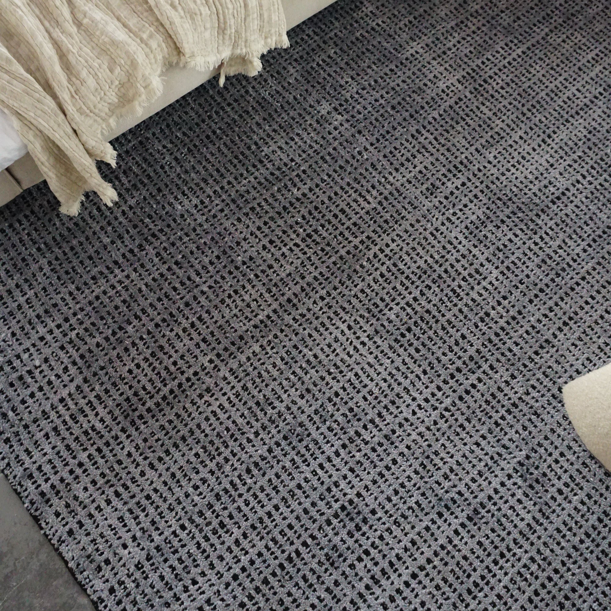 ROHINI | שטיח מבמבוק משי בשילוב צמר