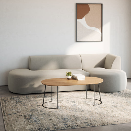 מעבר לעמוד מוצר MERSEND | ספת שזלונג מעוגלת לסלון מבד בוקלה בצבע שמנת, ברוחב 240 ס"מ עם שזלונג צד שמאל (למסתכלים מול הספה)