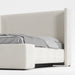 תמונה מזווית מספר 3 של המוצר PAGANA | מיטה מרופדת בגוון בהיר עם גב מעוצב בגודל 160X200