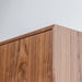 תמונה מזווית מספר 5 של המוצר TURIN | ארון שירות מרווח בגוון עץ אלון אמריקאי