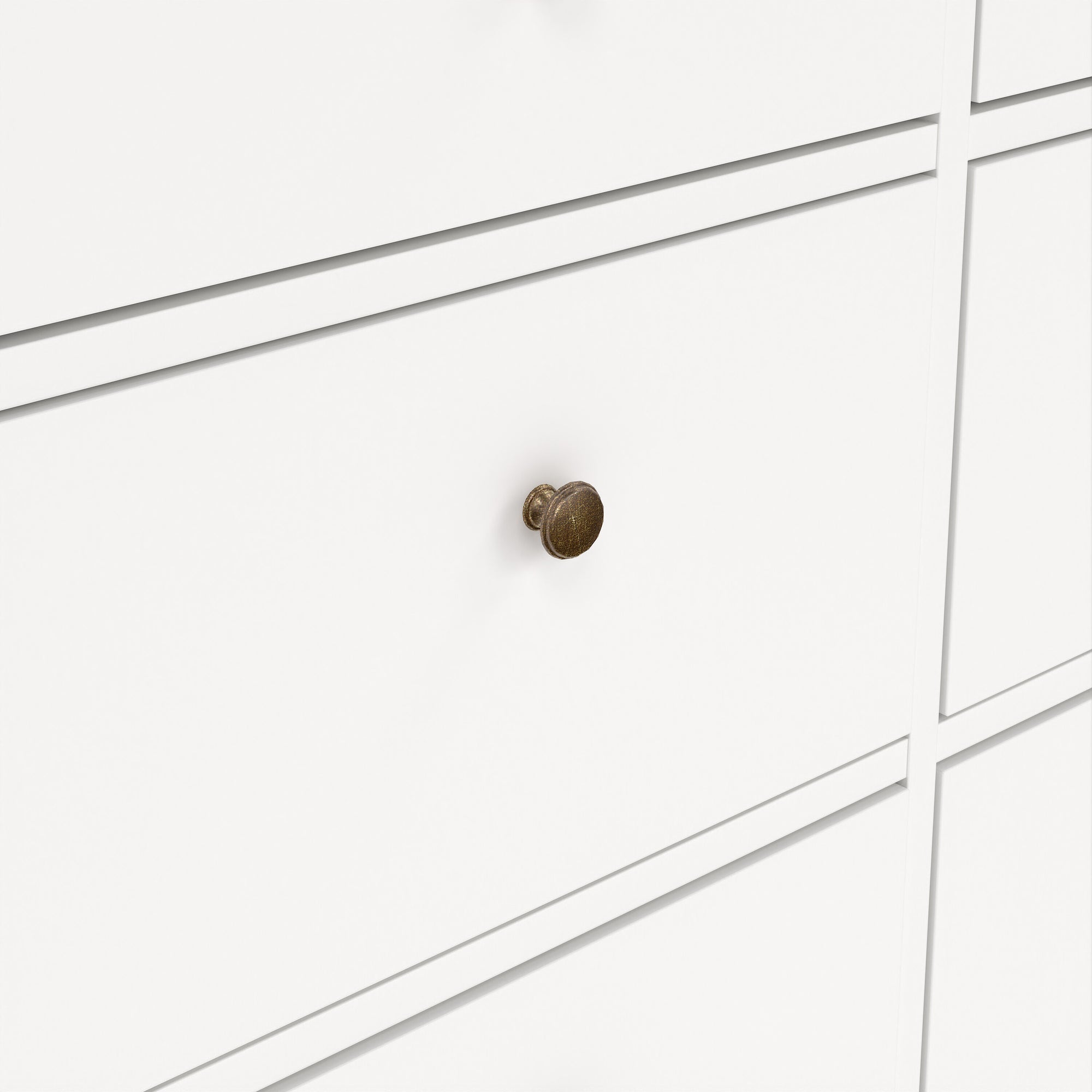 TOVENT | קומודה עם 8 מגירות