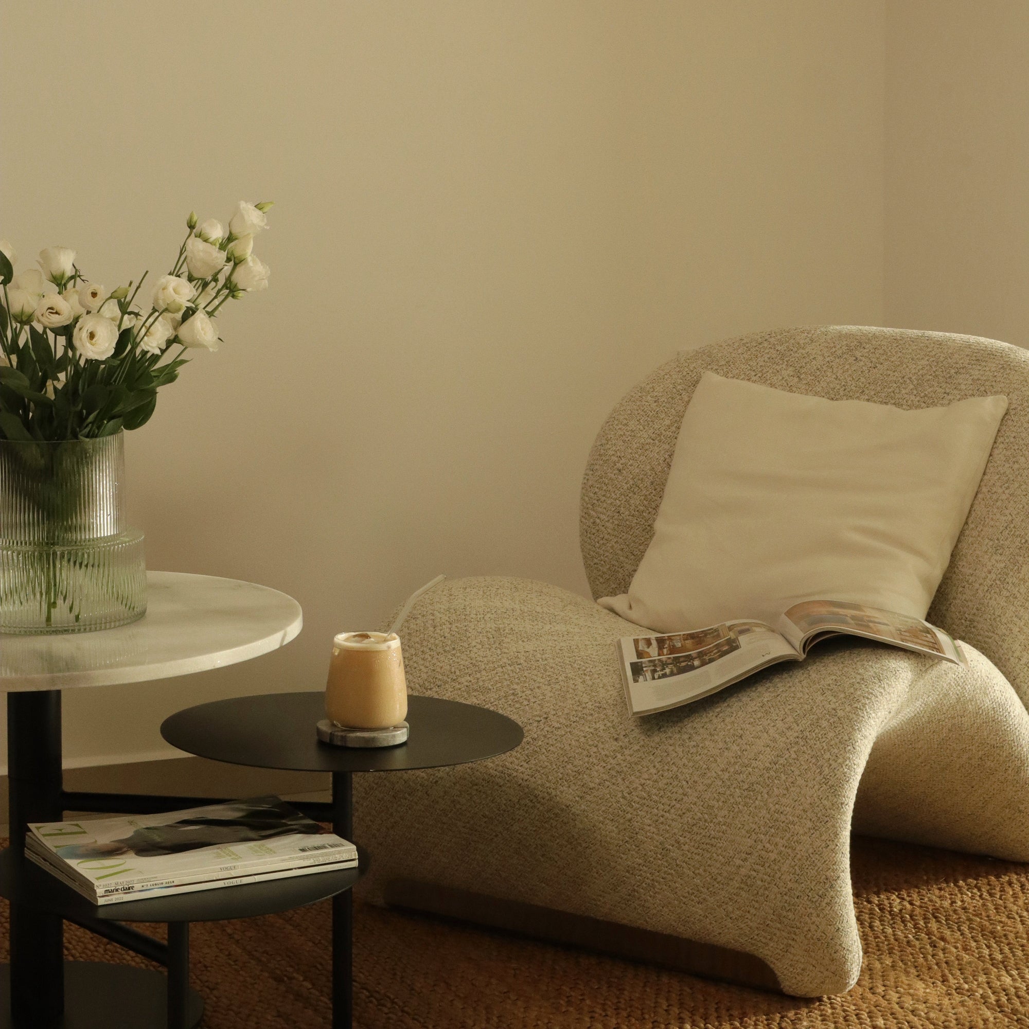 HOGENSS | כורסת ברבור מעוגלת