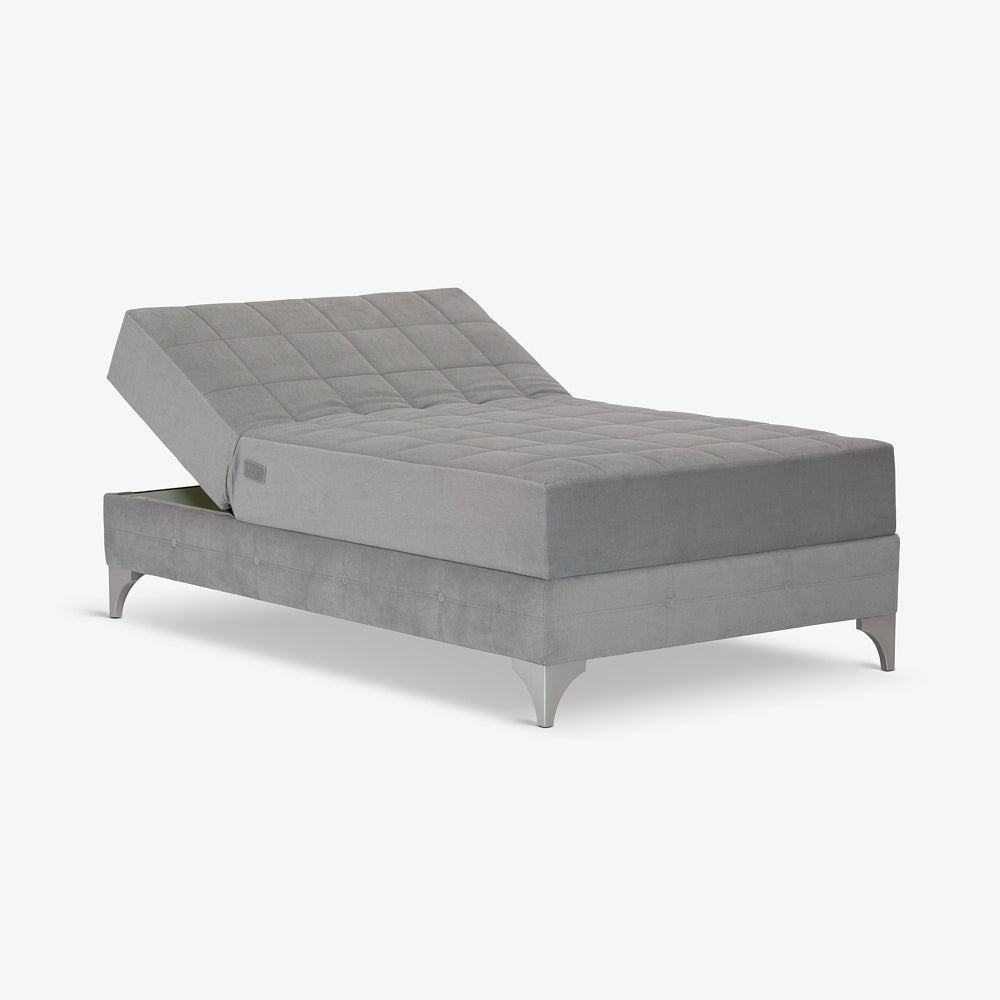 MOODY | מיטה וחצי אפורה, מתכווננת חשמלית, עם רגלי מתכת בגוון ניקל