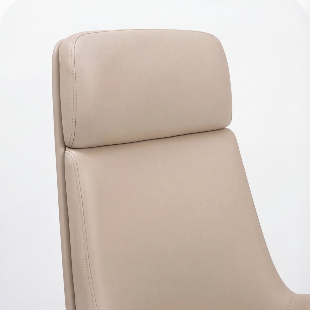 EBBON | כיסא משרדי מרופד בבד דמוי עור בשילוב עץ - KUALA