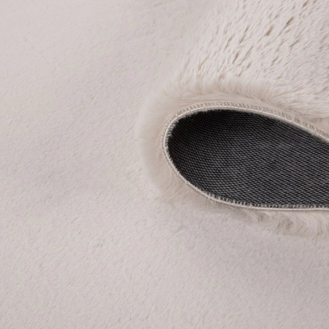 JATUF | שטיח שאגי בגוון חול