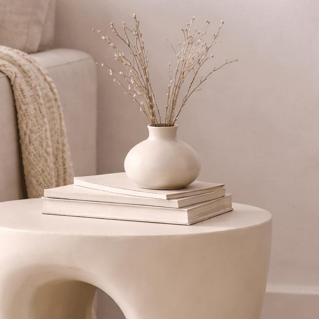 GEIR | שולחן צד אמורפי מפיברגלס, קוטר 40 ס"מ - KUALA