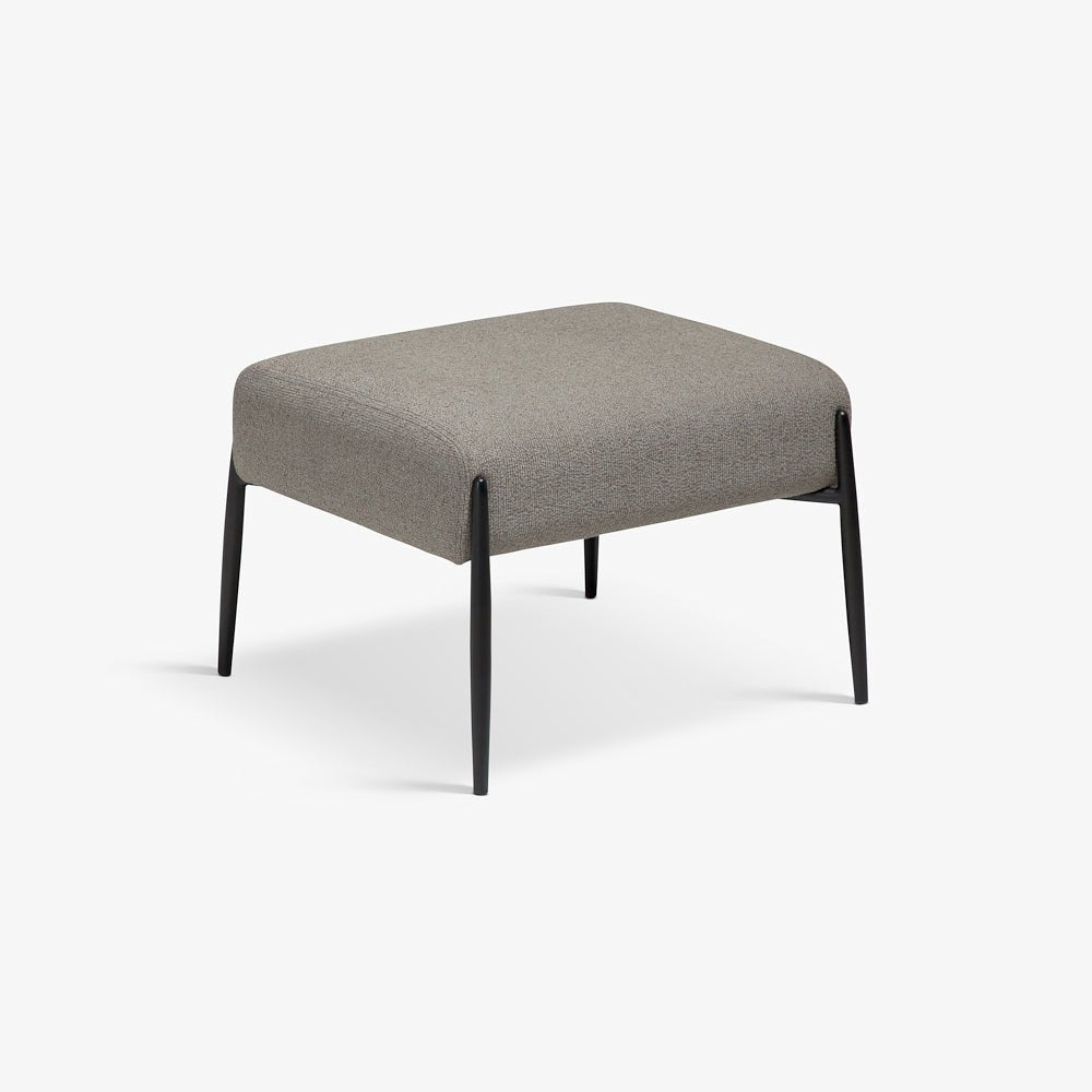 ZORELLO | הדום מרופד בבד בוקלה בשילוב מתכת