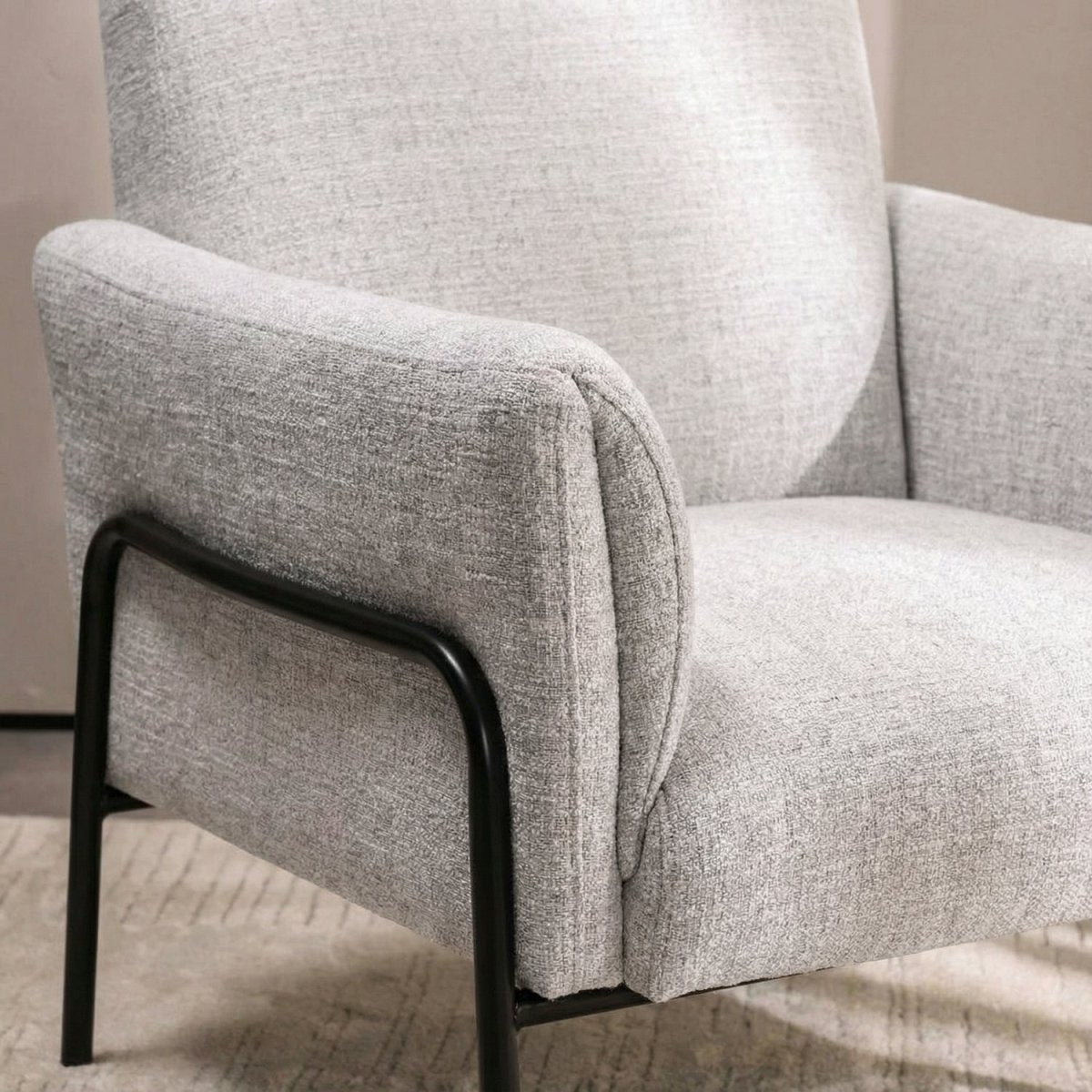 KELDASK | כורסא מודרנית מרופדת בבד אריג בשילוב מתכת - KUALA