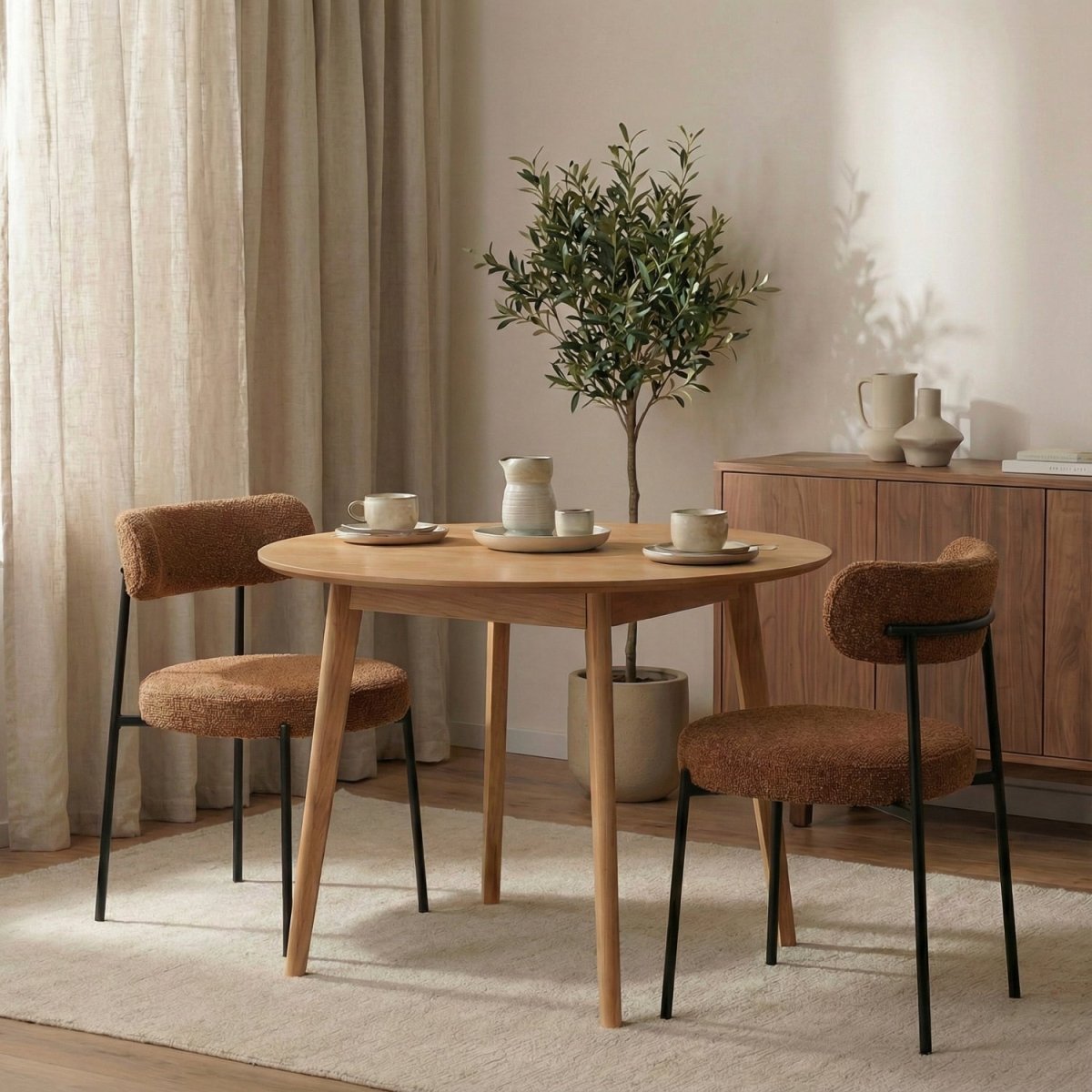 LIVER | כיסא אוכל מרופד בבד אריג בשילוב מתכת - KUALA