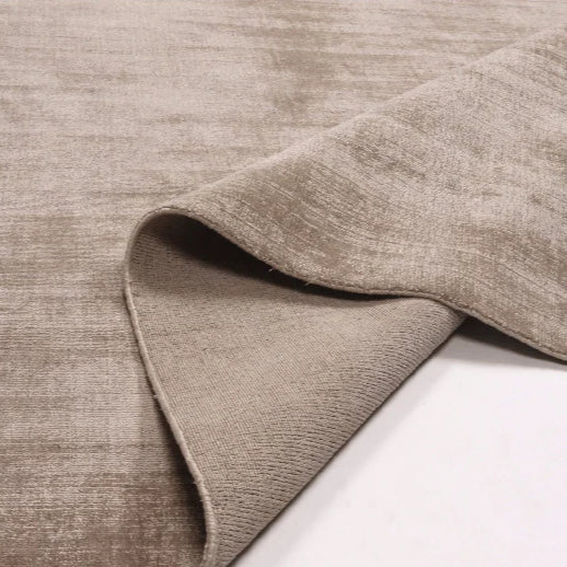 PESOG | שטיח מעוצב בסגנון מודרני