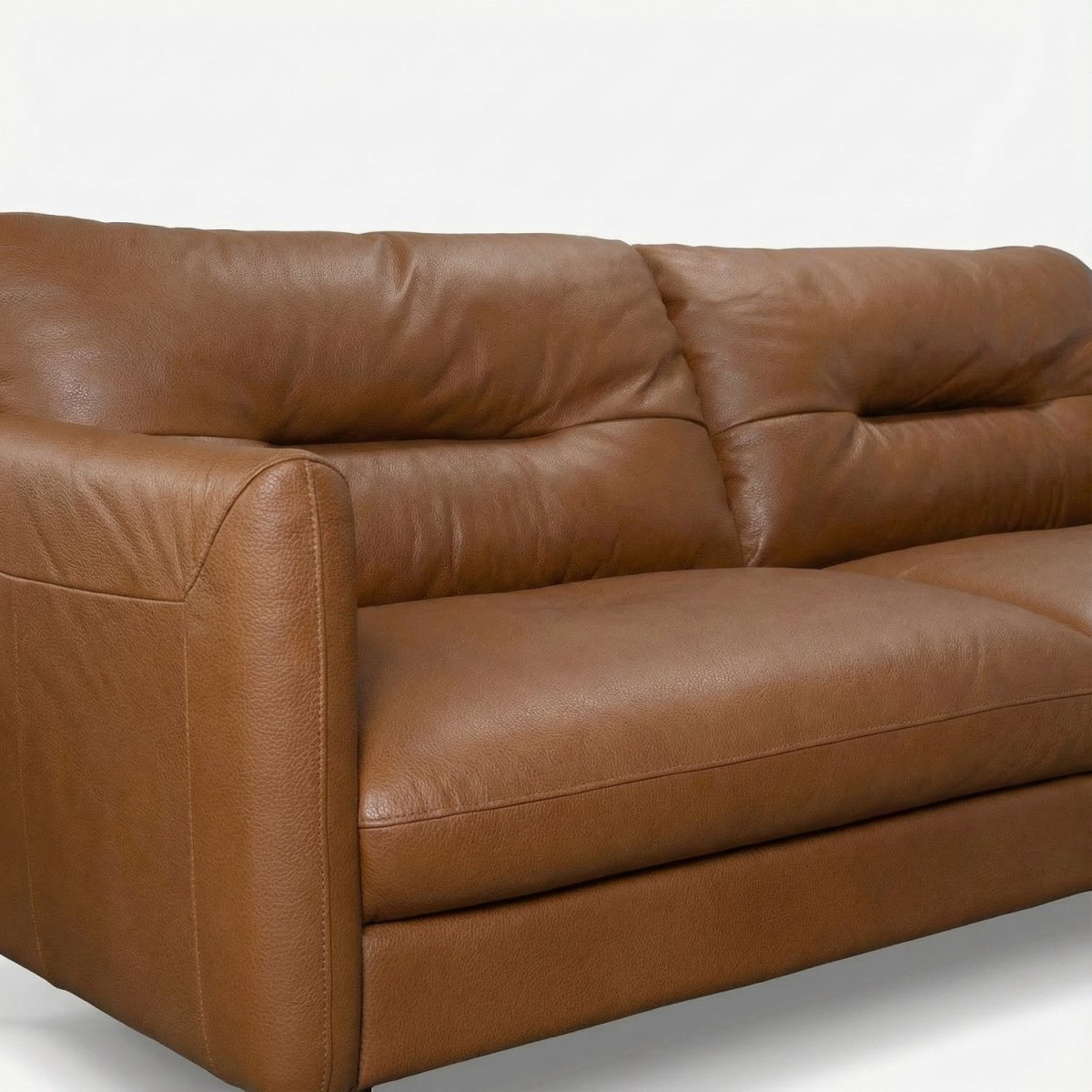 NAVLI | ספה תלת מושבית וינטאג' מרופדת בבד עור - KUALA