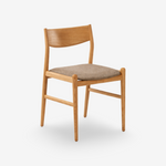 EYVO | כיסא אוכל מעוצב מעץ מילה וריפוד אריג