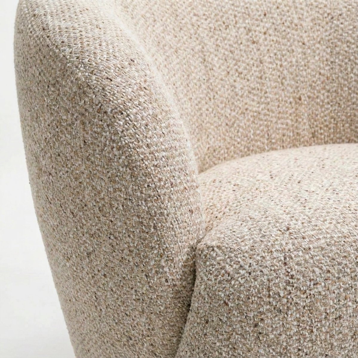 ROLFU | כורסא מעוגלת מרופדת בבד אריג - KUALA