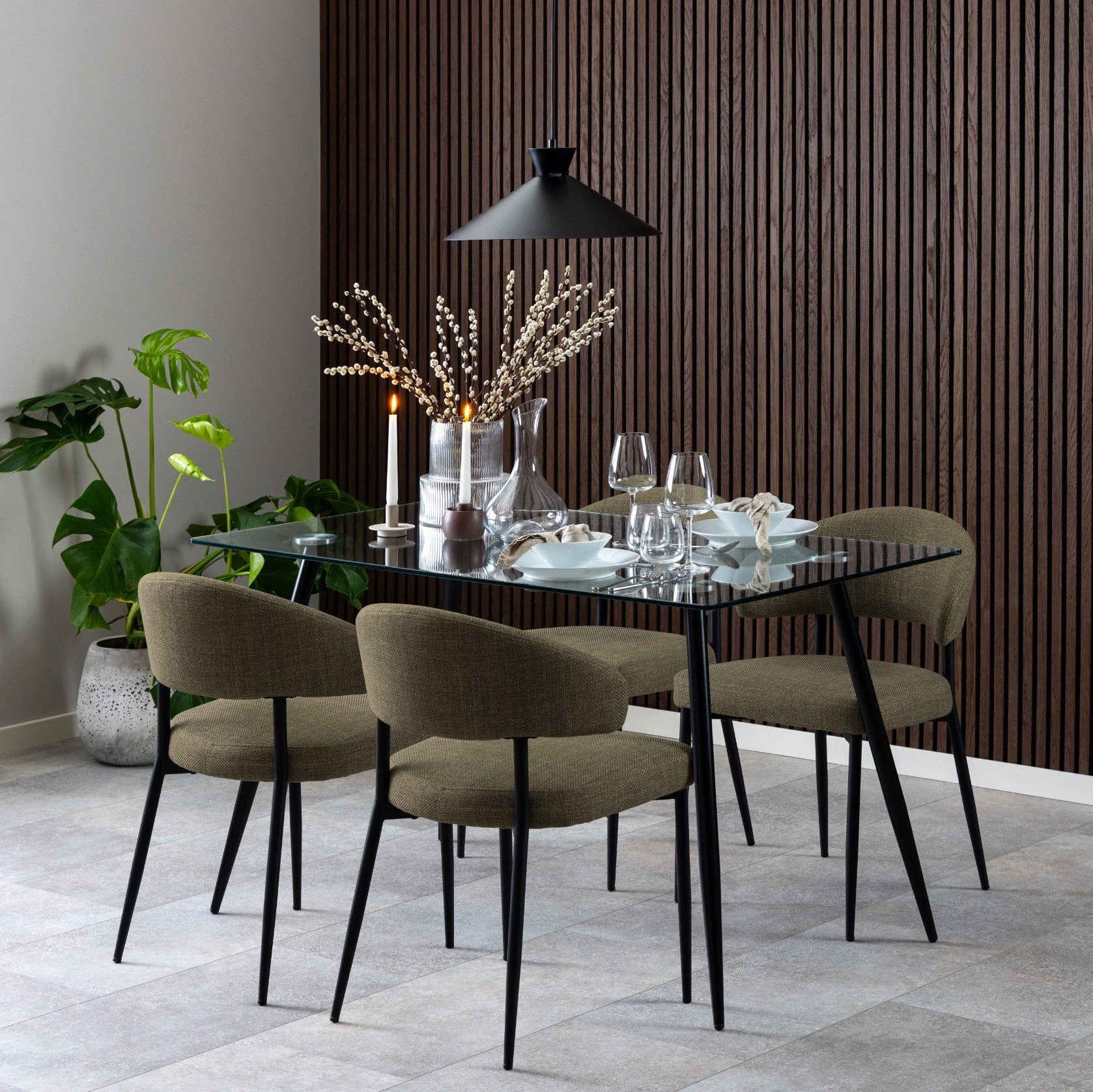 BLADE | כיסא מרופד בבד אריג בשילוב מתכת