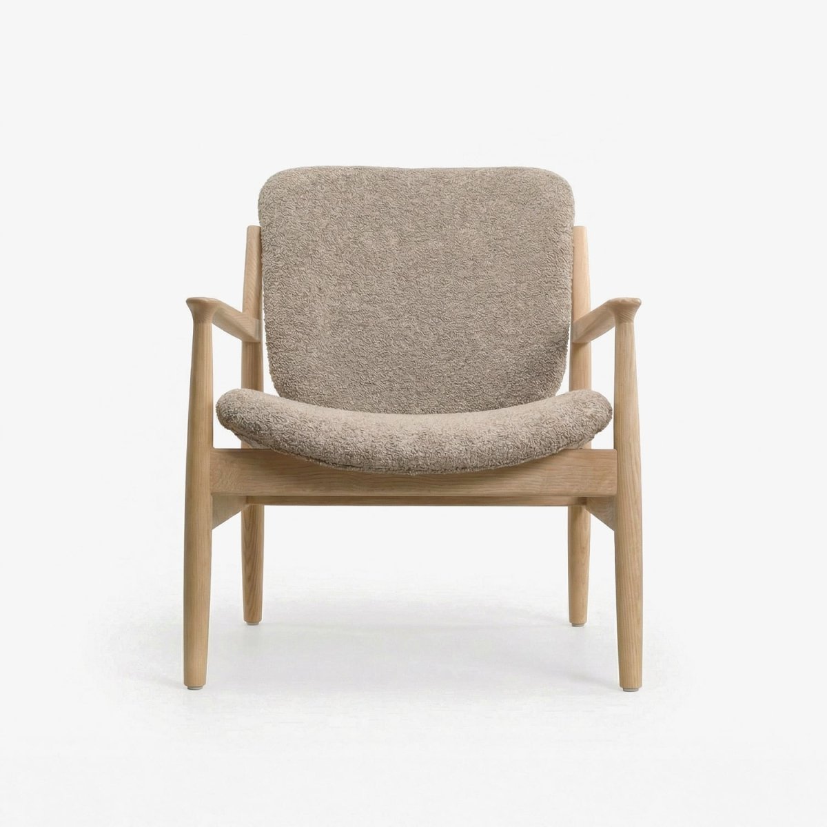 SONDS | כורסא מעץ מלא מרופדת בבד אריג - KUALA