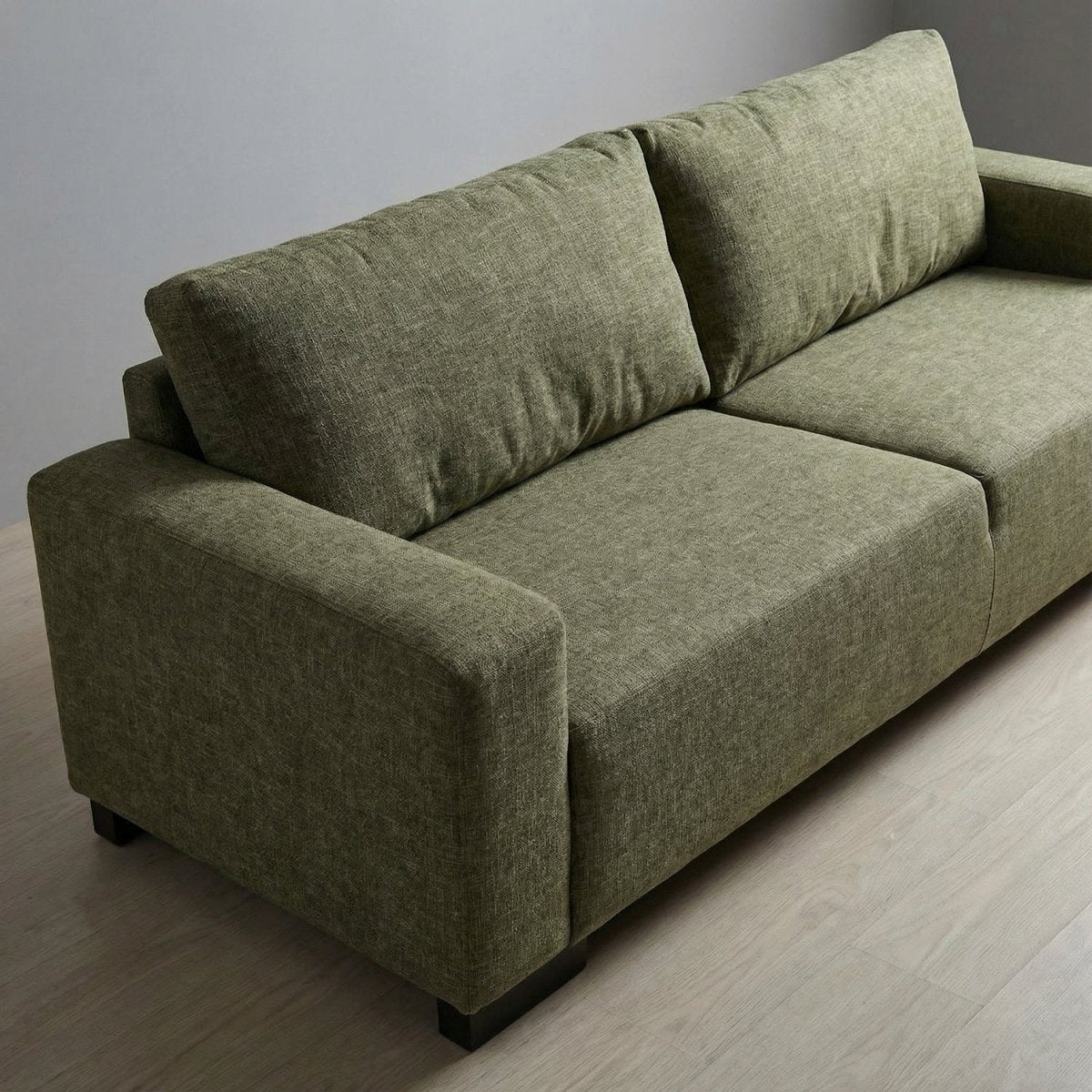 STENA | ספה תלת מושבית מודרנית מרופדת בבד אריג - KUALA