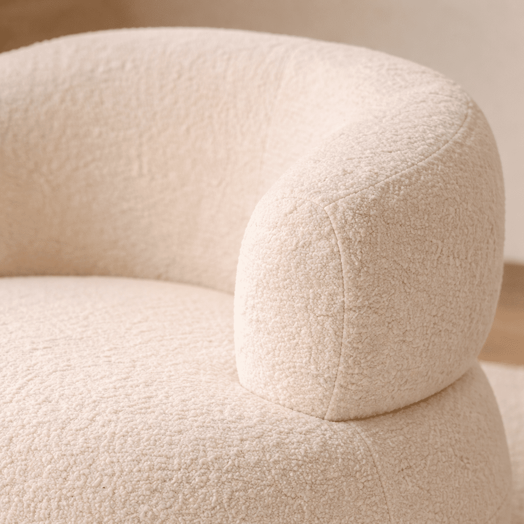 STIGO | כורסא מעוגלת מרופדת בבד אריג - KUALA