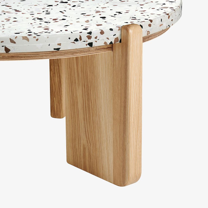 REMY | שולחן סלון עגול בשילוב אבן טרצו