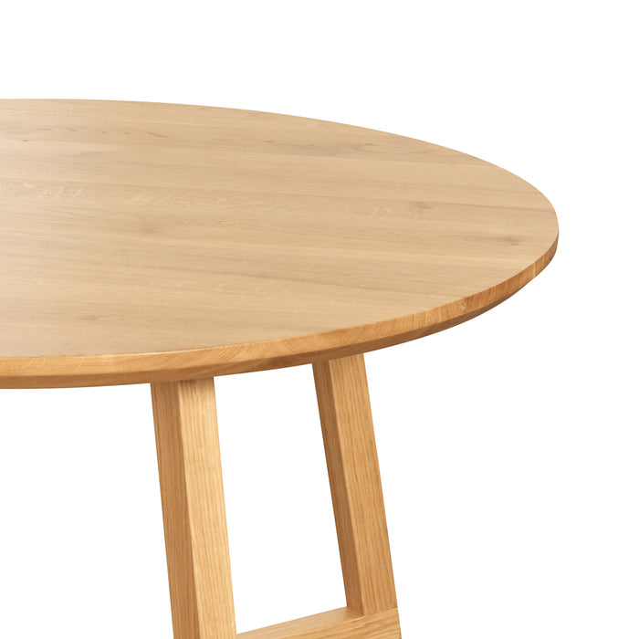 EASTON | שולחן אוכל עגול מעץ אלון מלא בגוון טבעי