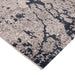 תמונה מזווית מספר 2 של המוצר TINT | שטיח מעוצב בגווני בז' ושחור