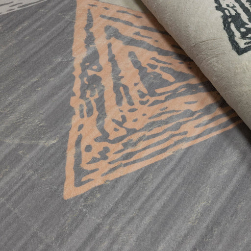 מעבר לעמוד מוצר Guillaume | שטיח צבעוני בדוגמת משולשים