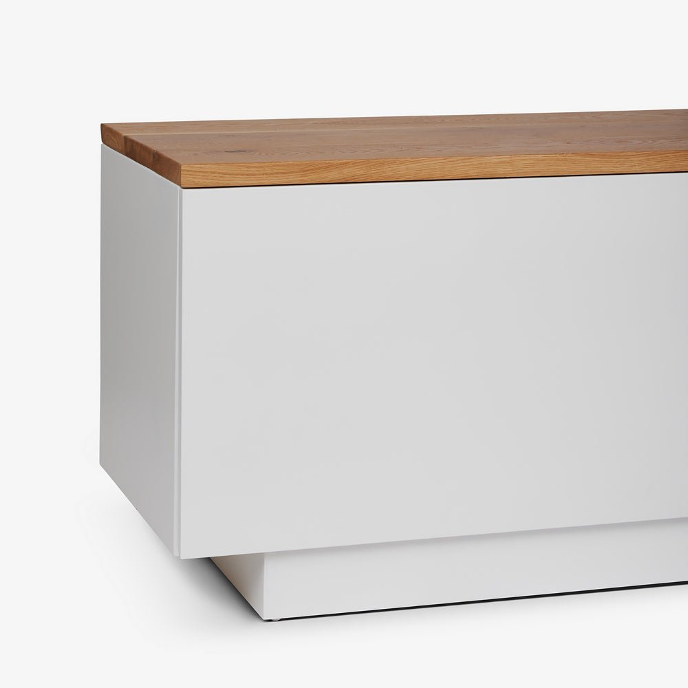LAMER SIDEBOARD | מזנון עץ לסלון בשילוב עץ אלון בגוון טבעי - KUALA