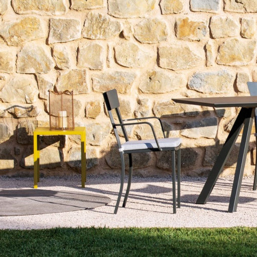 מעבר לעמוד מוצר Austin | כיסא גן מעוצב עם משענות יד