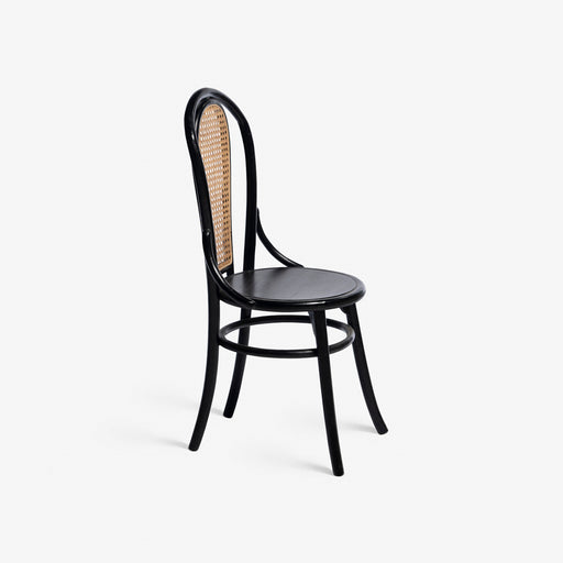 מעבר לעמוד מוצר Lis | כיסא מעץ טיק בגוון שחור ובשילוב ראטן