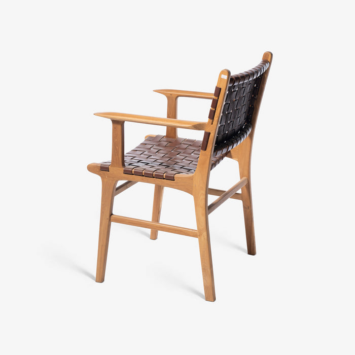VIGGO | כיסא מעץ עם ידיות בשילוב רצועות עור