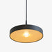 תמונה מזווית מספר 2 של המוצר HAZEL | מנורת תליה בגוון שחור בשילוב עץ