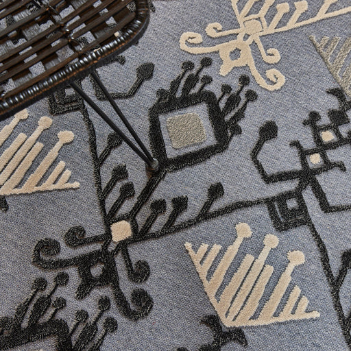 מעבר לעמוד מוצר CHARU | שטיח בעיצוב מרהיב בגווני בז', אפור ושחור