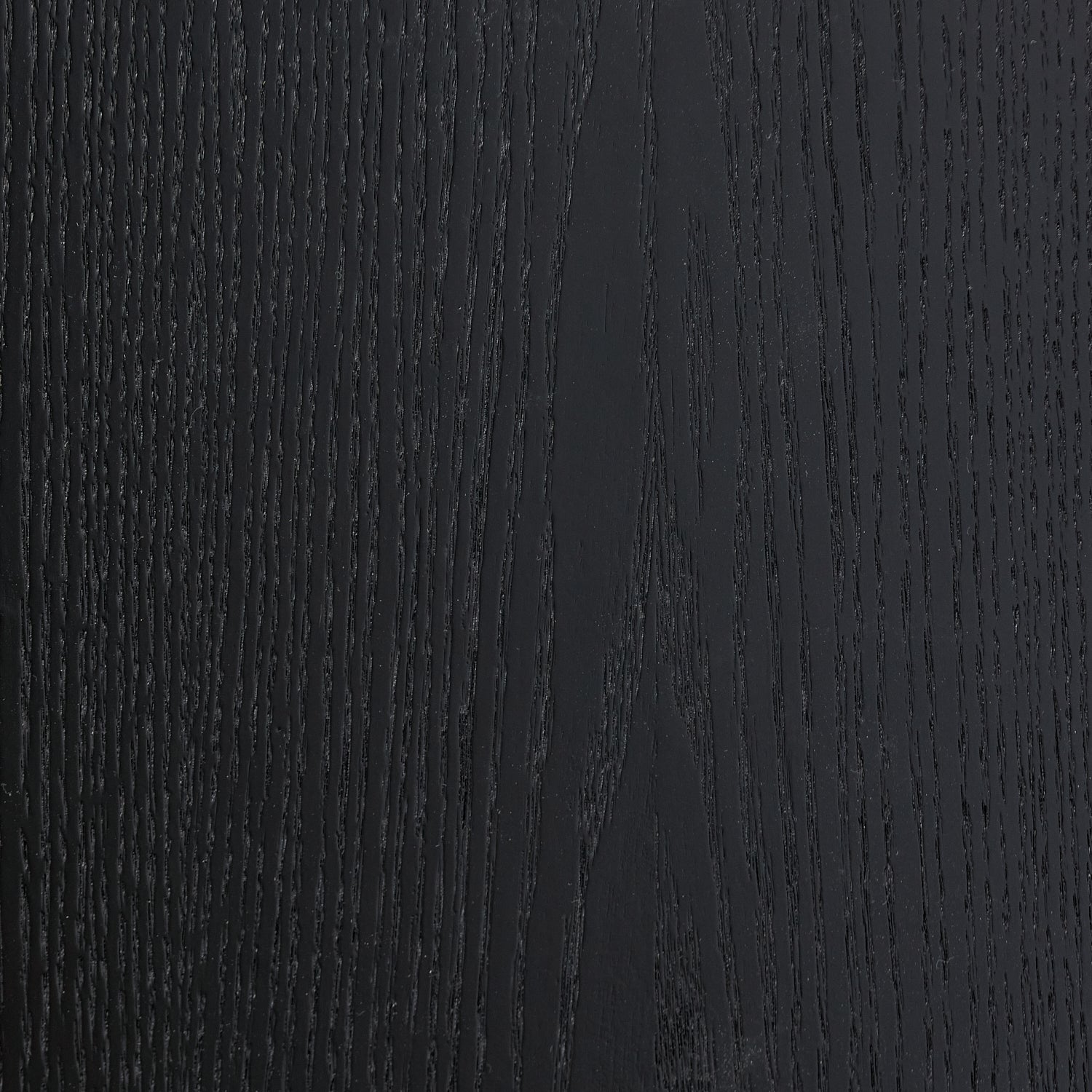 SOKOVET | מזנון עץ בגוון שחור עם ידיות מעוגלות ו-3 תאי אחסון