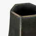 תמונה מזווית מספר 5 של המוצר QUADRO | אגרטל קרמיקה מעוצב בגוון שחור מטאלי