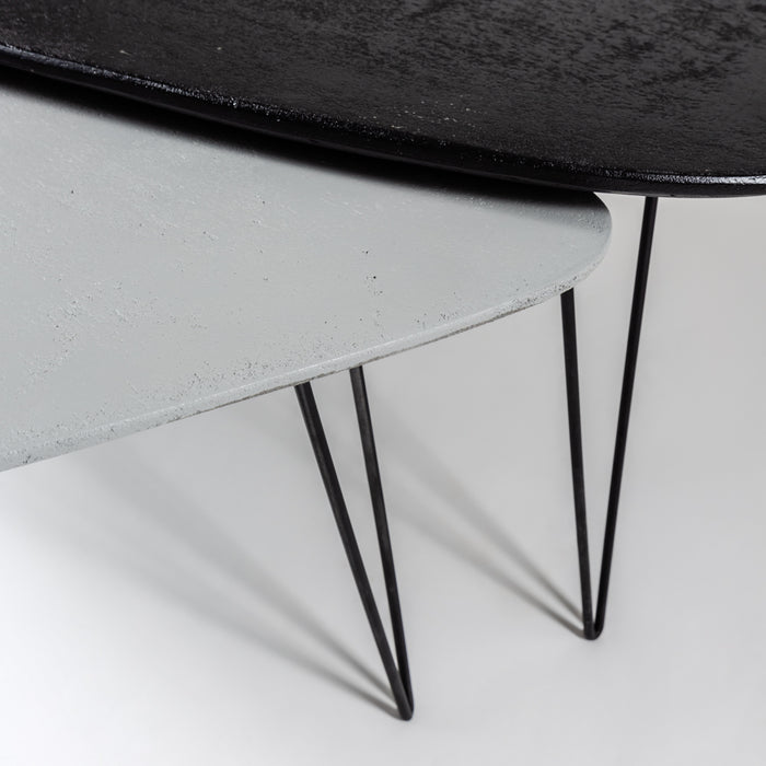 ORCA | שולחן עץ בגוון אפור לסלון