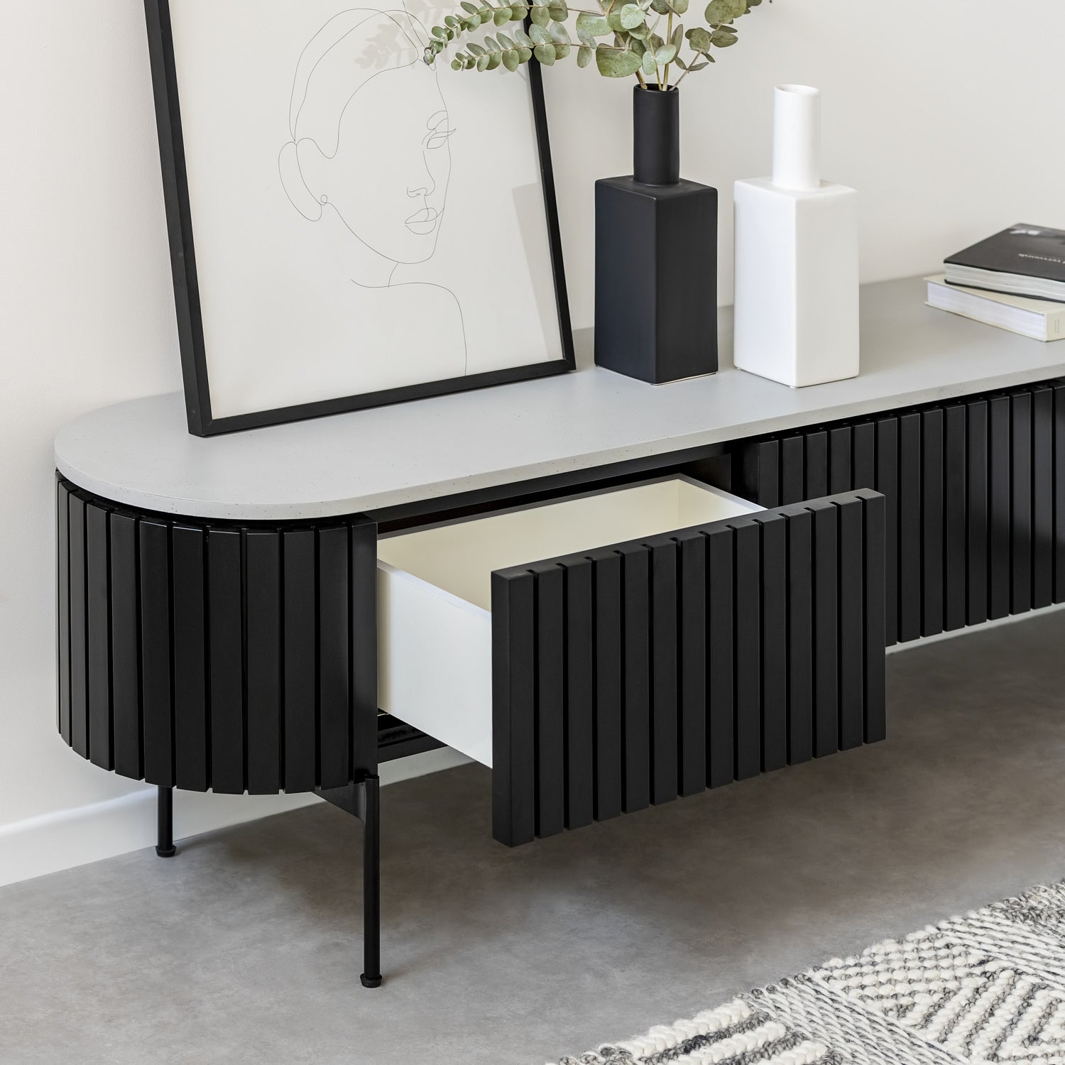ELIPTIC | מזנון מעוגל עם פלטה עליונה דמוי טרצו - KUALA