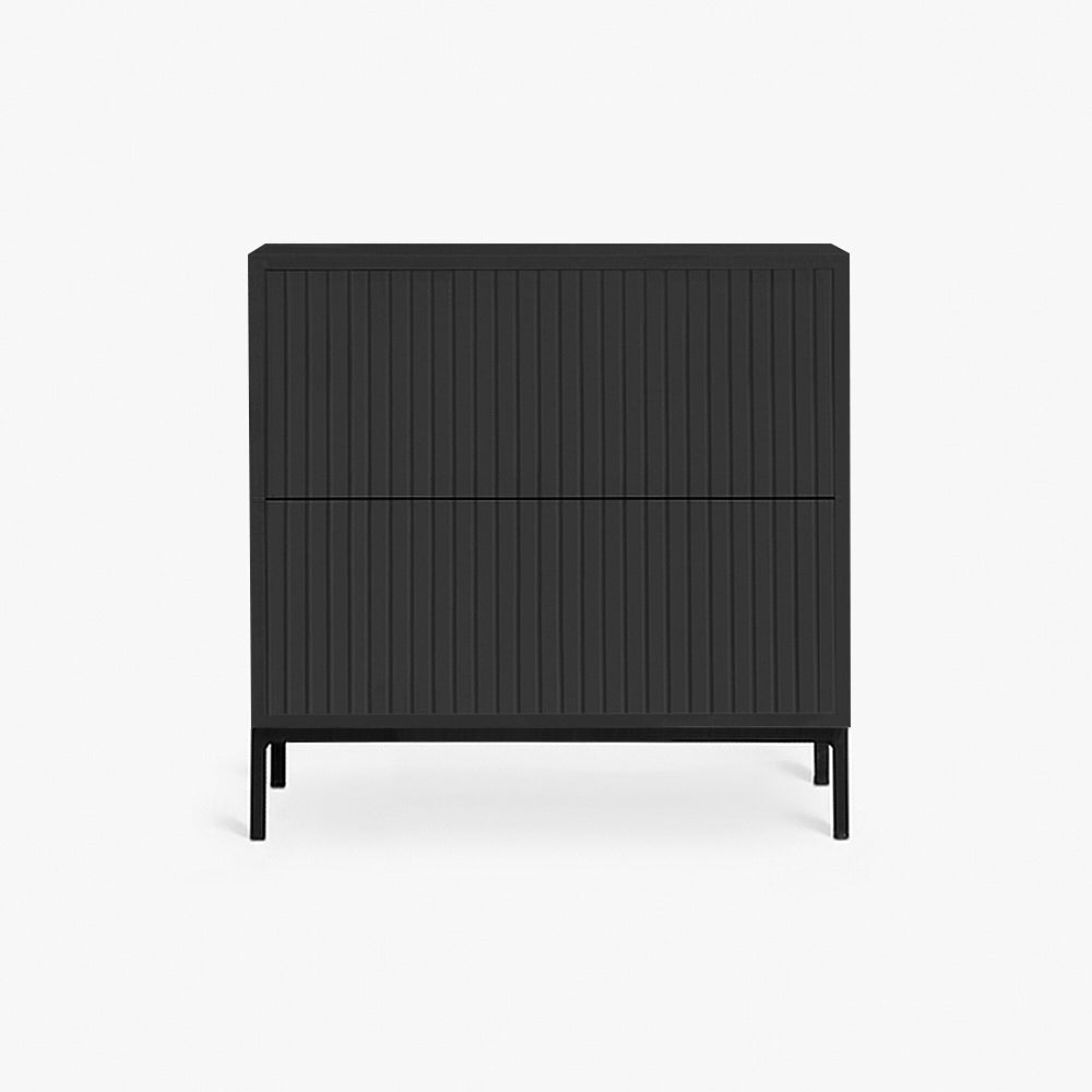 BRIELLA NIGHTSTAND | שידת לילה מעוצבת עם חיתוכים דקורטיביים - KUALA